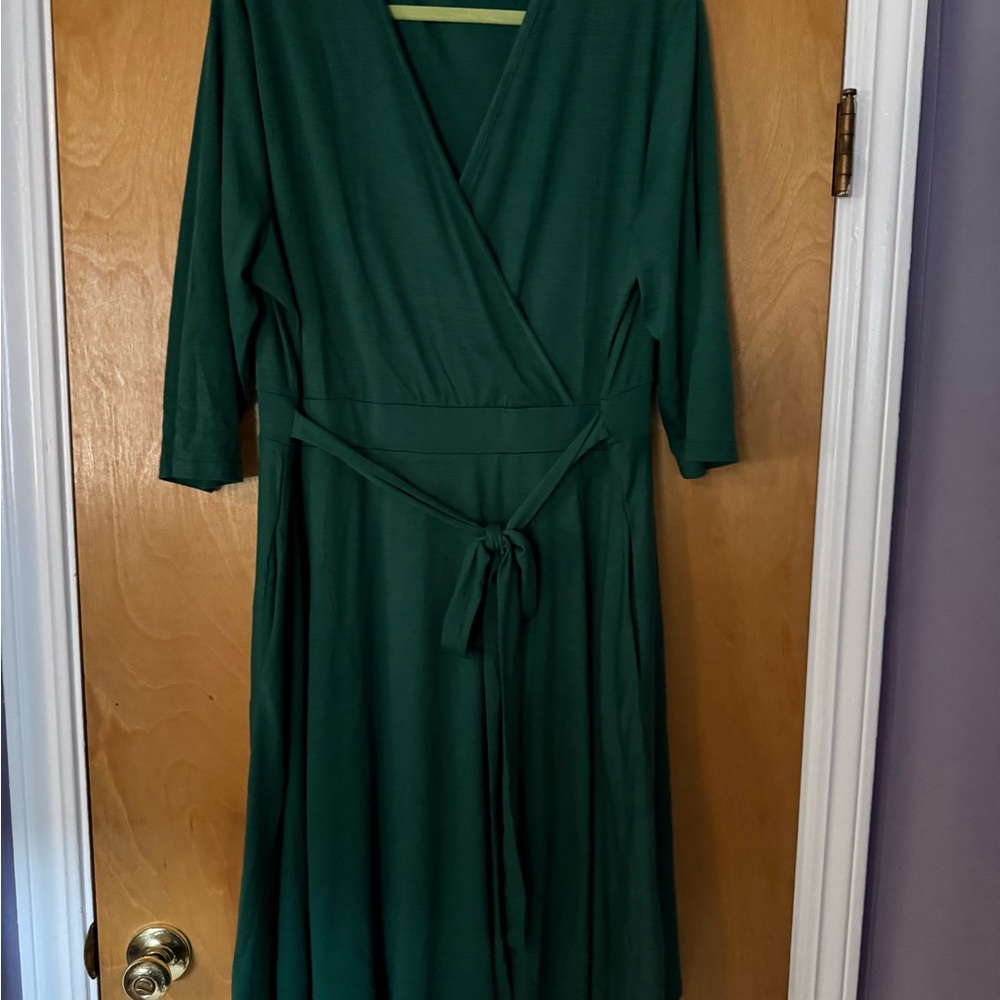 Elegant Green Wrap Dress